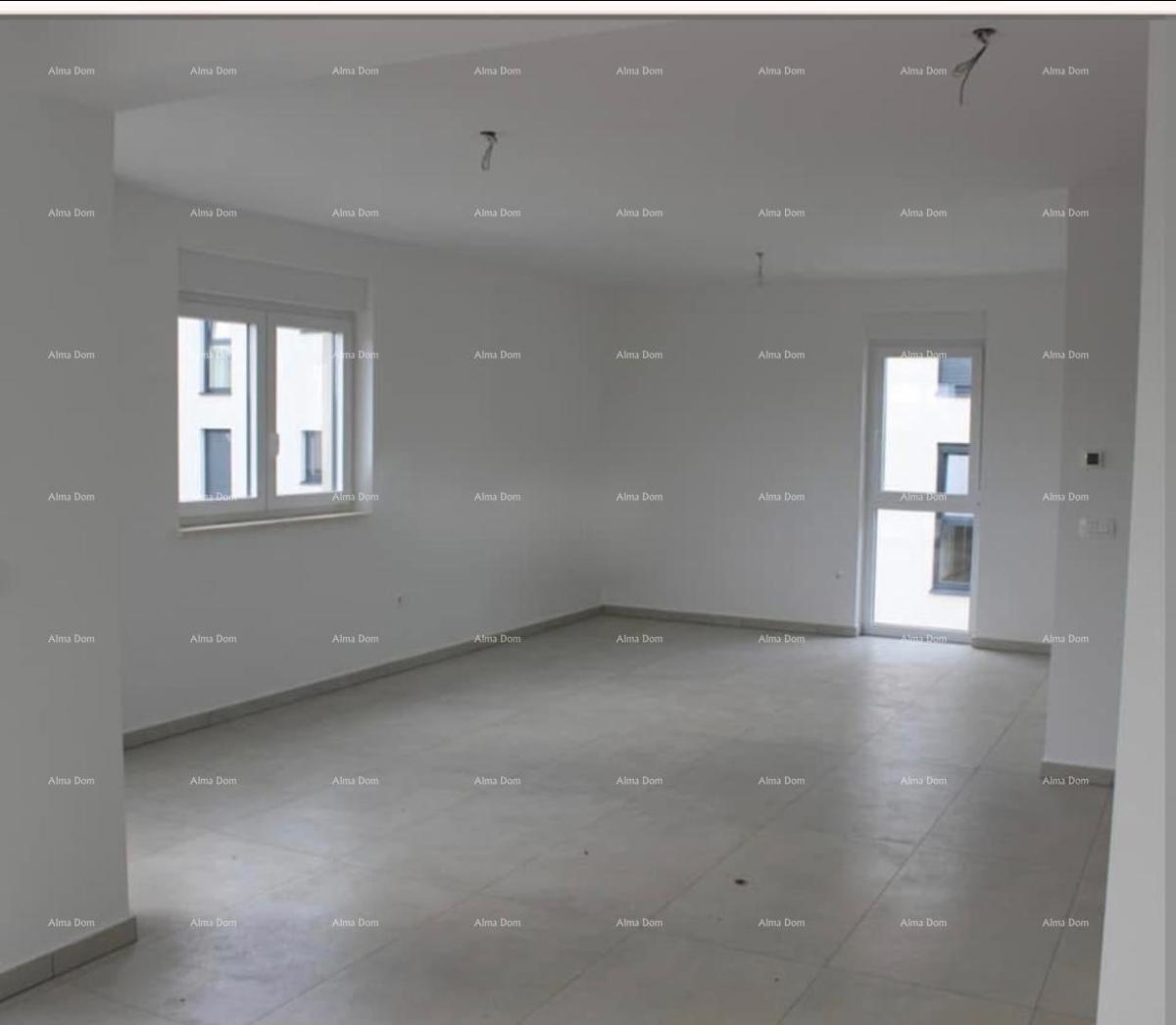 Luksuzno petosobno stanovanje na prodajo – 150 m², vrh stavbe, novogradnja