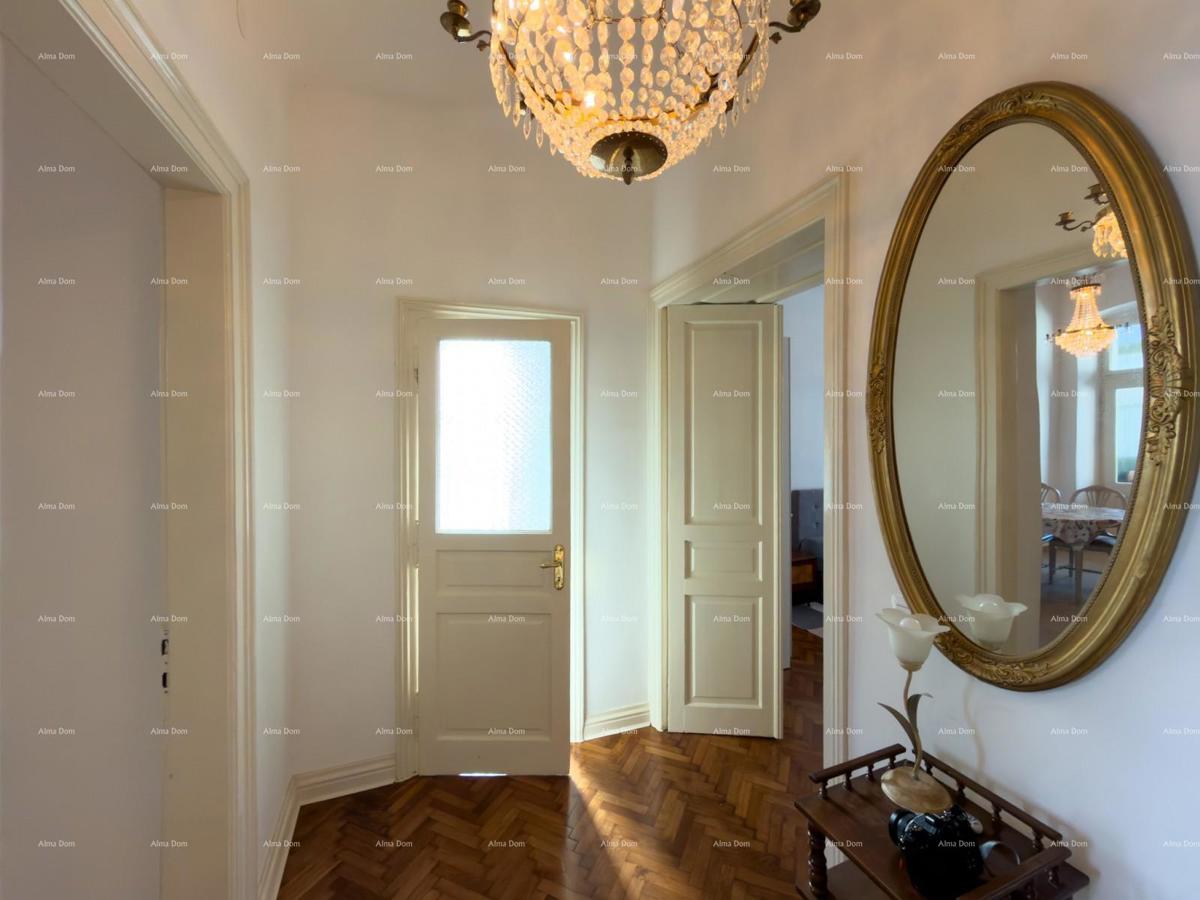 Renoviran stan v centru Pule!