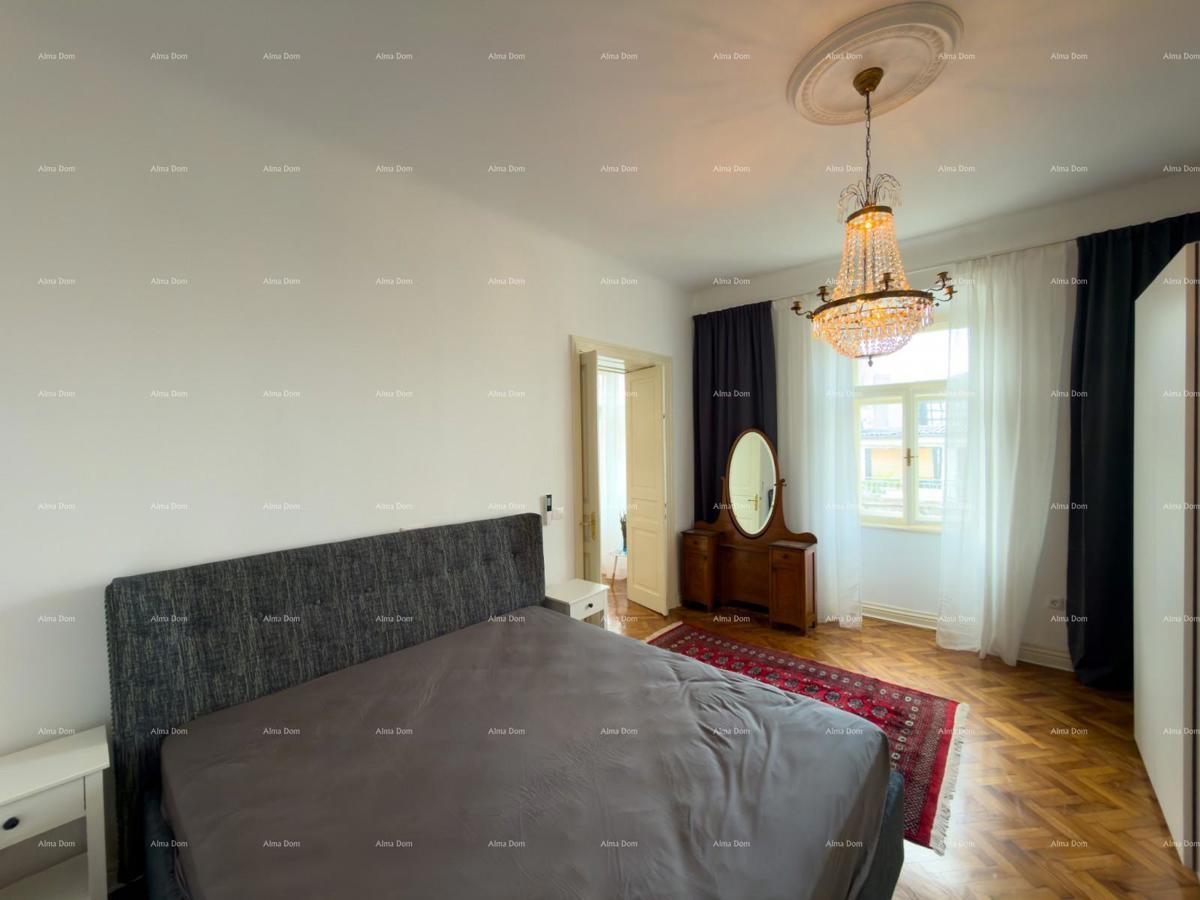 Renoviran stan v centru Pule!