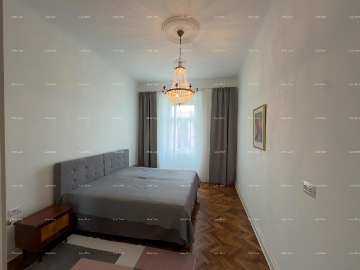 Renoviran stan v centru Pule!