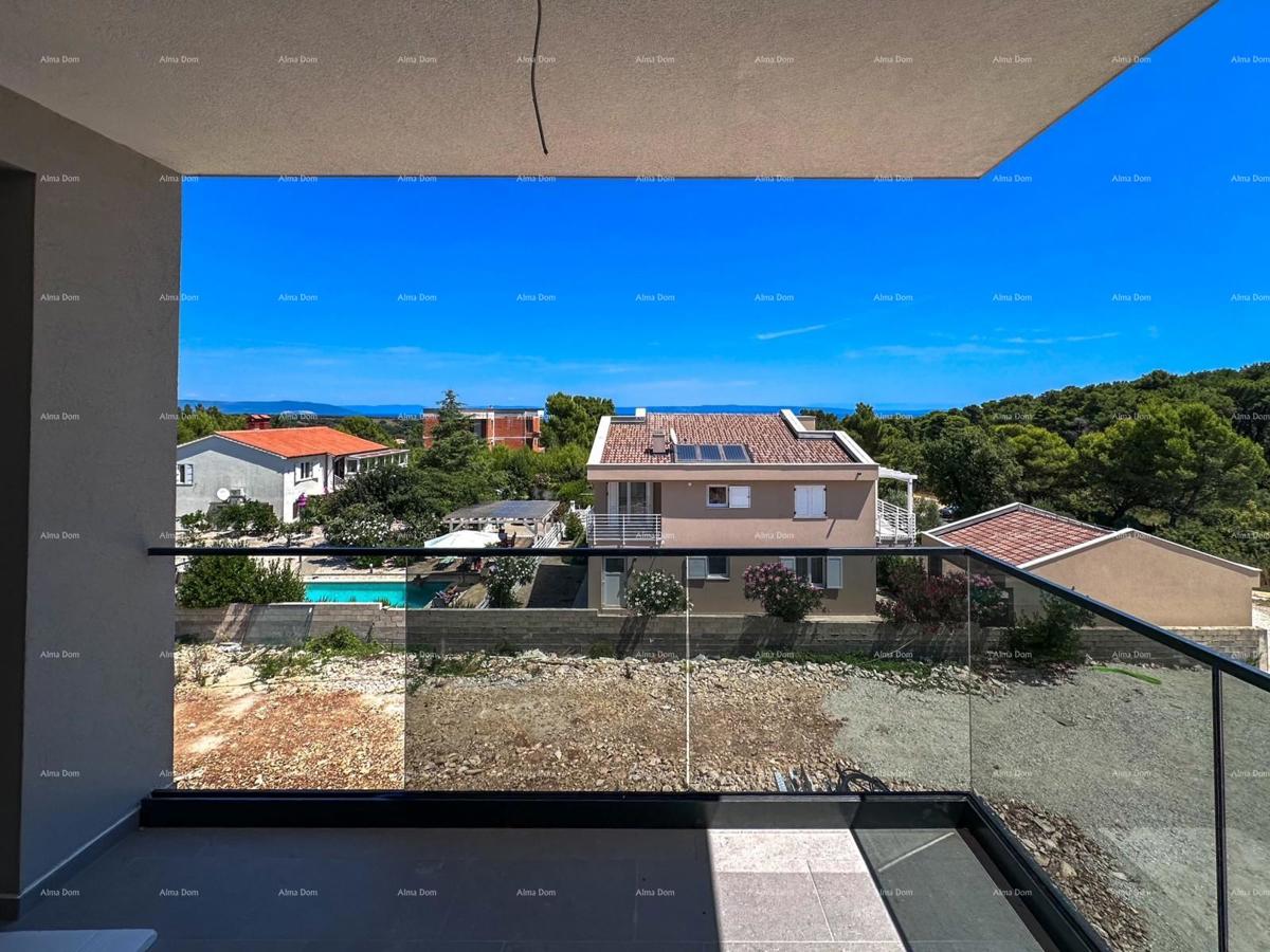 Istra. Novogradnja. Prodajamo stan s pogledom na more – Ližnjan