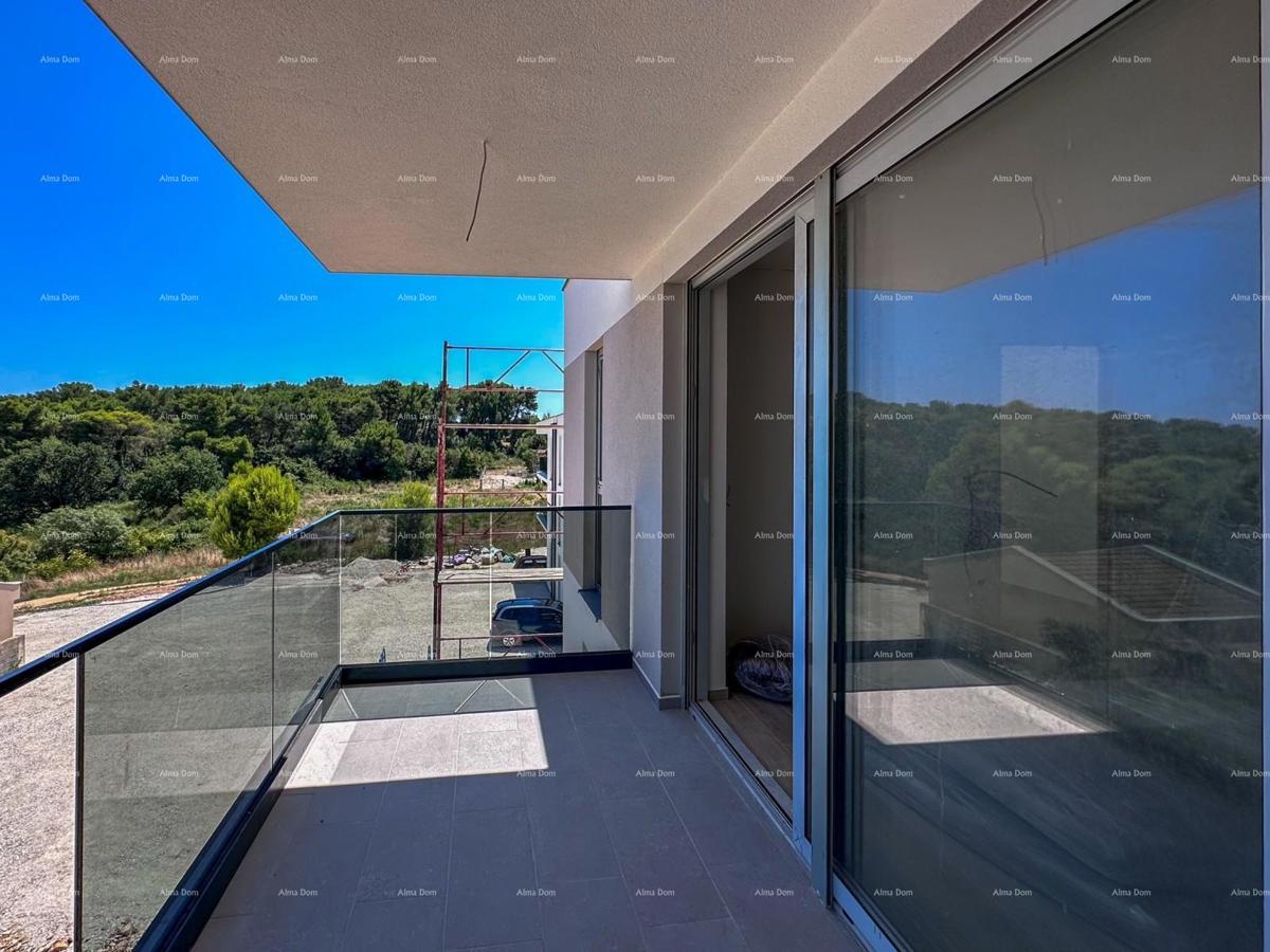 Istra. Novogradnja. Prodajamo stan s pogledom na more – Ližnjan