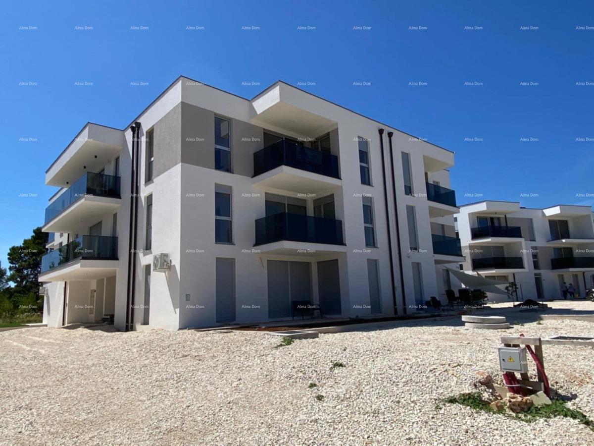 Istra. Novogradnja. Prodajamo stan s pogledom na more – Ližnjan