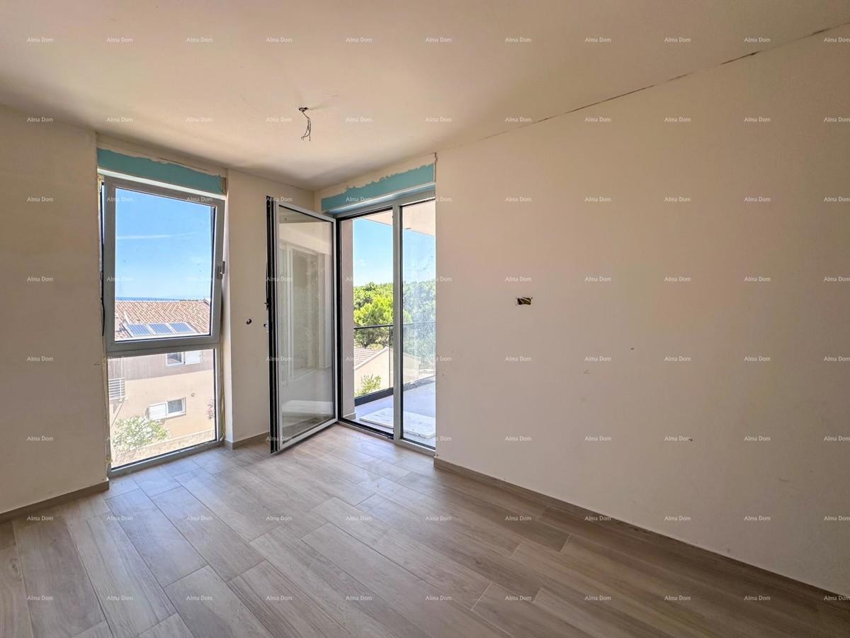 Istra. Novogradnja. Prodajamo stan s pogledom na more – Ližnjan