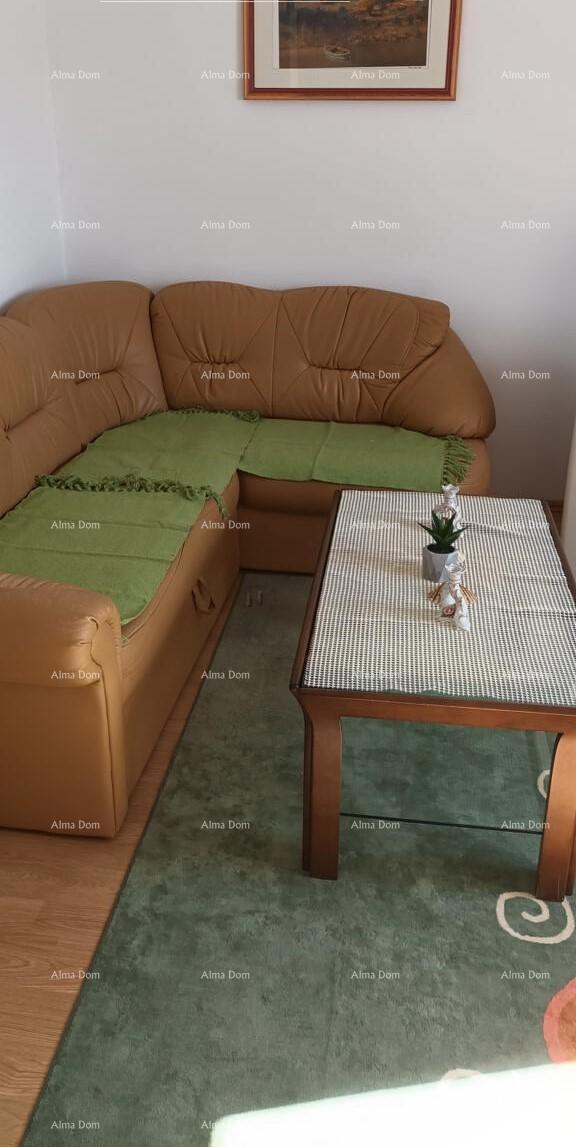 Šarmantan stan v Barbarigi, takoj takoj vseljiv, 900 m od morja