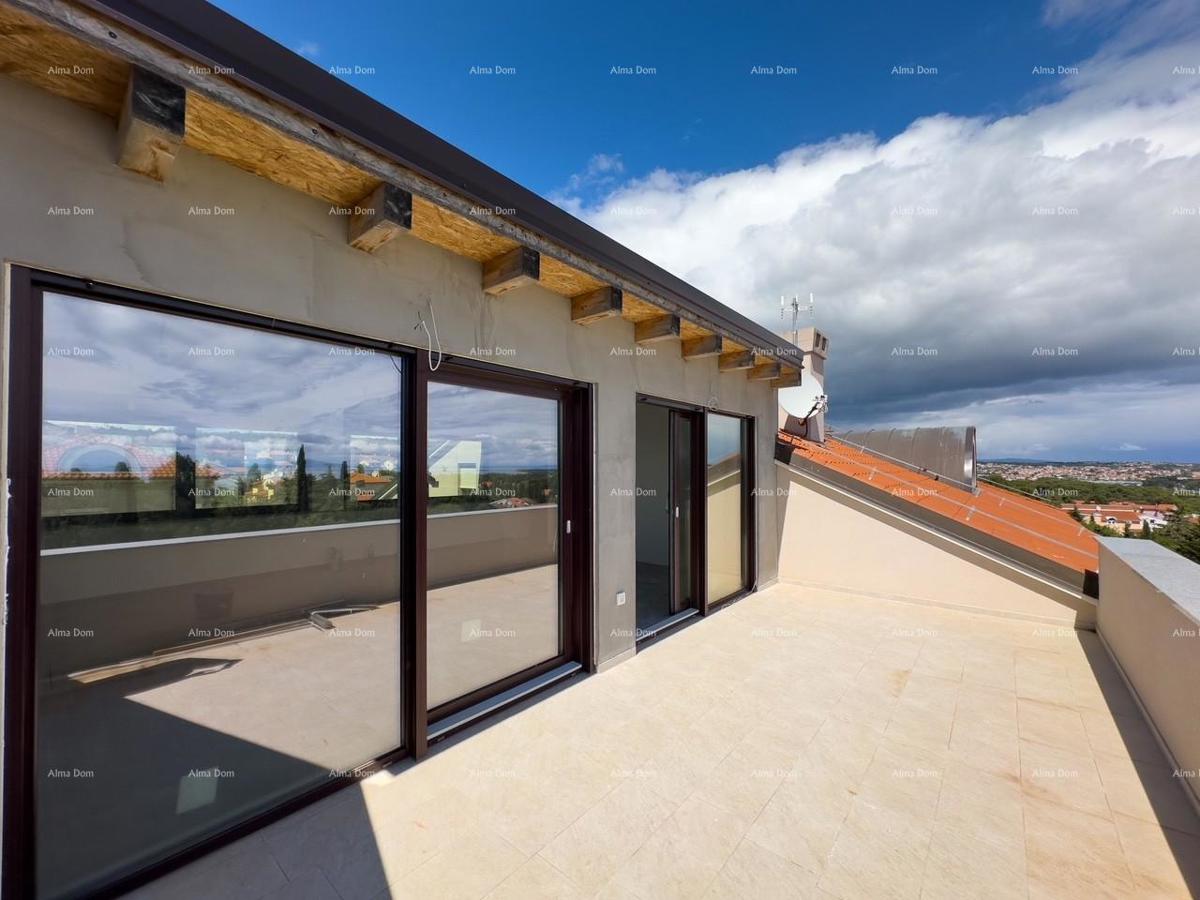 Prodamo stanovanje s čudovitim pogledom na morje! Premantura!