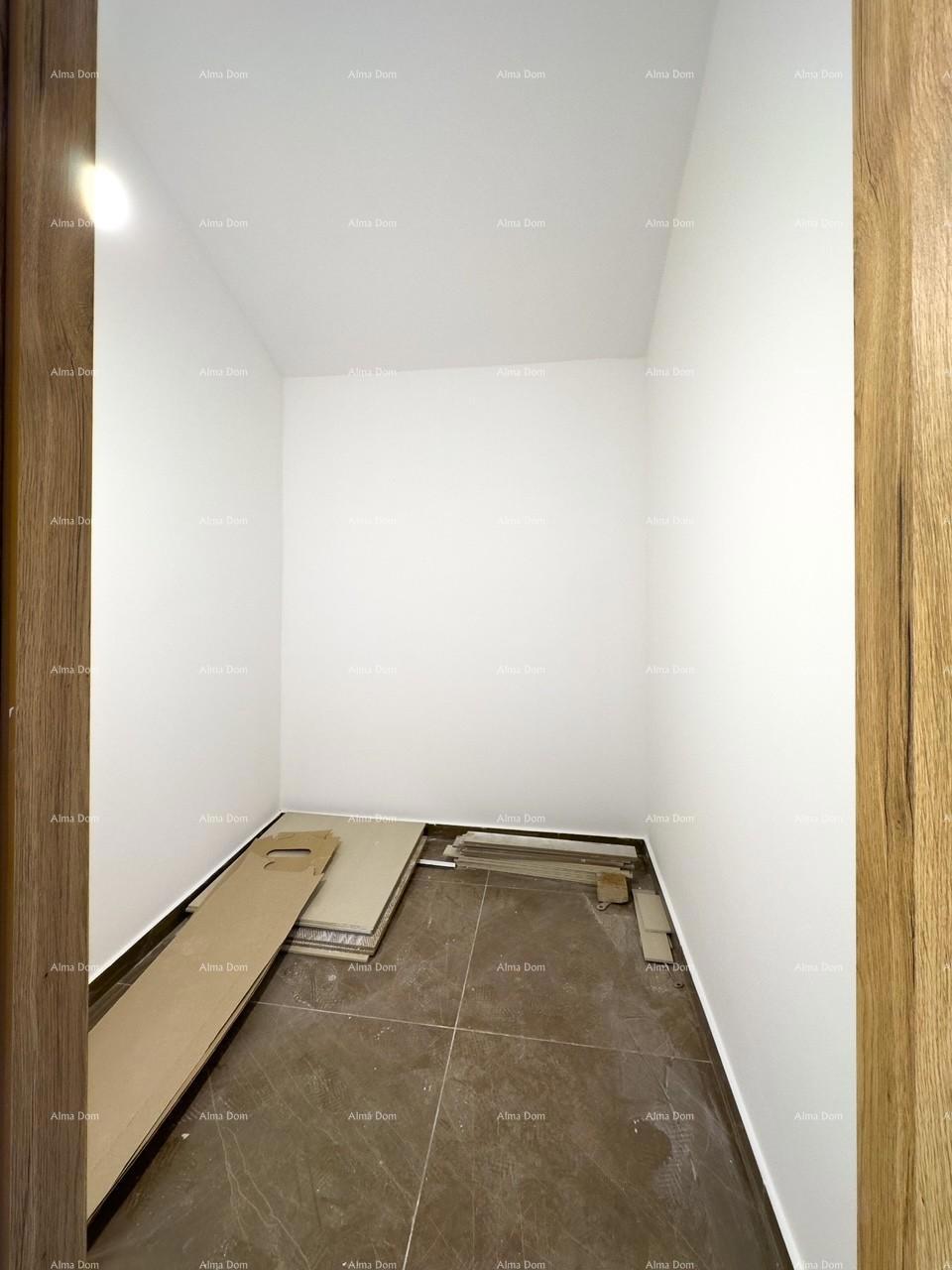 Prodamo stanovanje s čudovitim pogledom na morje! Premantura!