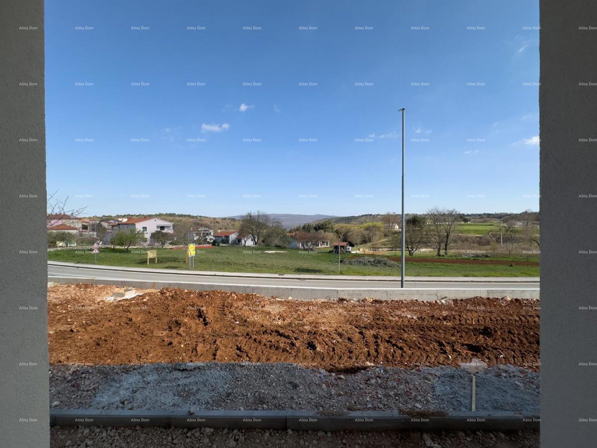 Prodajamo stanovanje z vrtom v Barbanu.