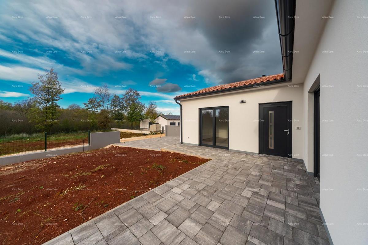 BARBAN, KOŽLJANI - Novogradnja / Dvojček, desni del. Ekološko naselje