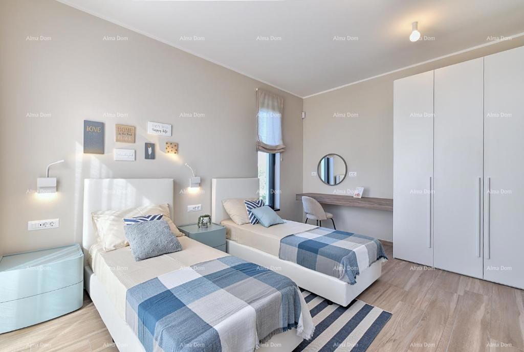 Fažana - Peroj - Čudovita vila s bazenom in pogledom na morje v bližini plaže