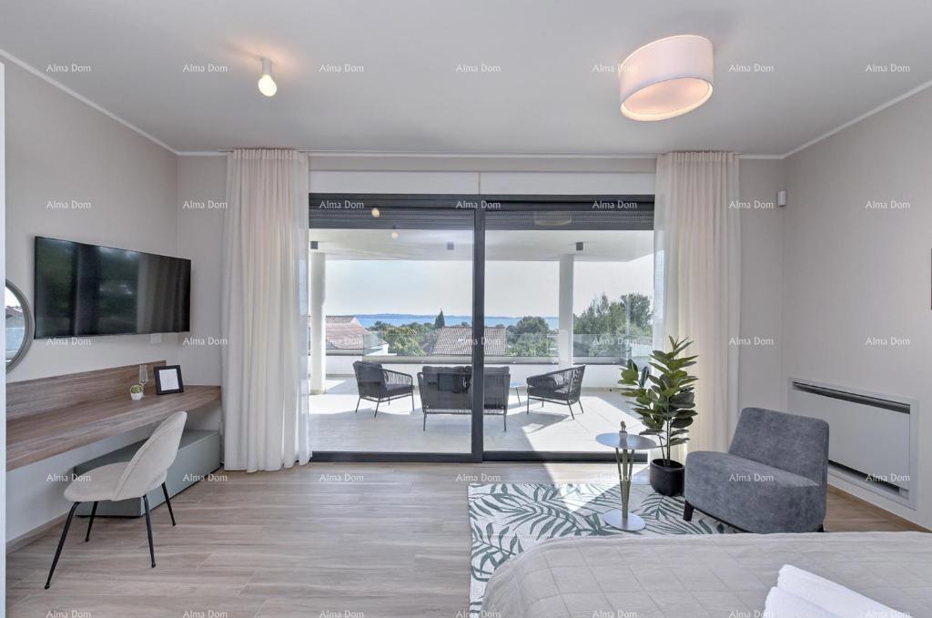 Fažana - Peroj - Čudovita vila s bazenom in pogledom na morje v bližini plaže