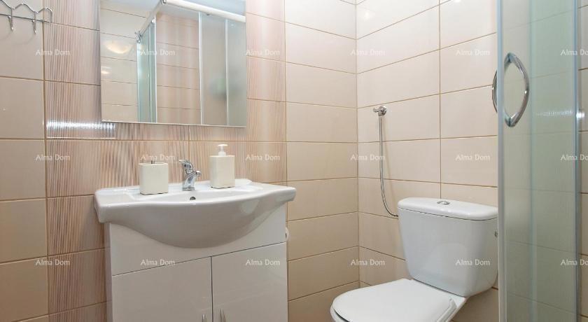 Hiša z dvema apartmajema, Medulin