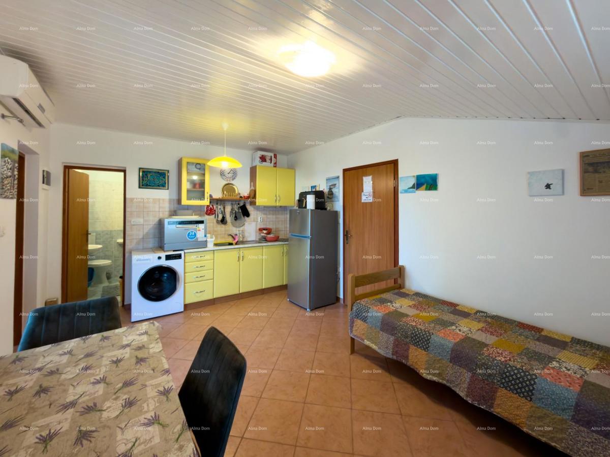 Prodajemo stan s pogledom na morje!