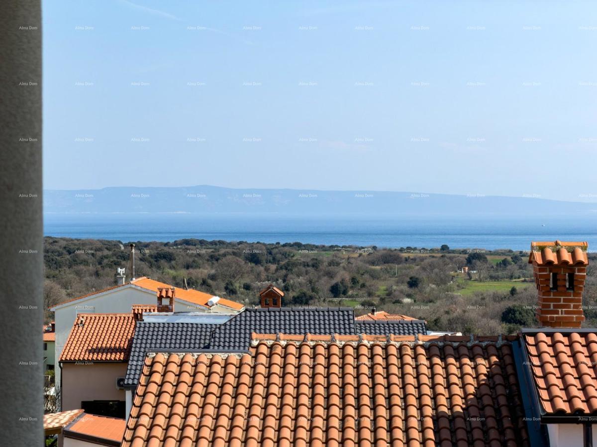 Prodajemo stan s pogledom na morje!