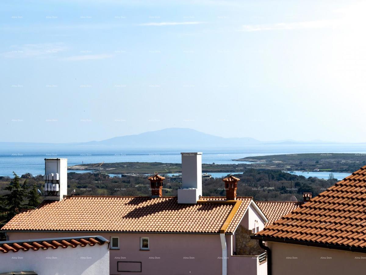 Prodajemo stan s pogledom na morje!