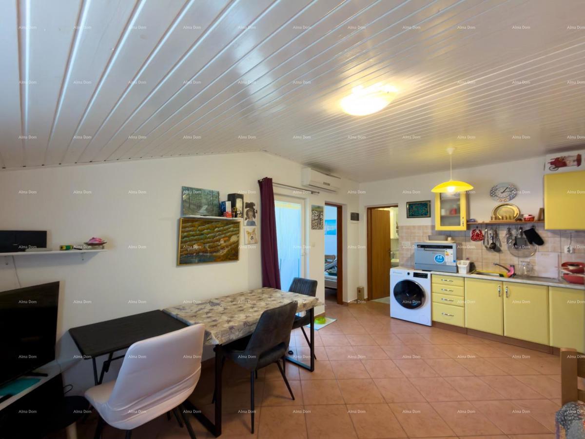 Prodajemo stan s pogledom na morje!