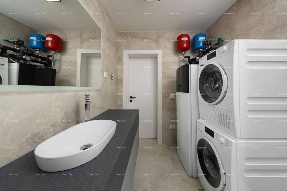 ROVINJ, Borik – Novo luksuzno stanovanje v prestižni soseski, 200 m od morja