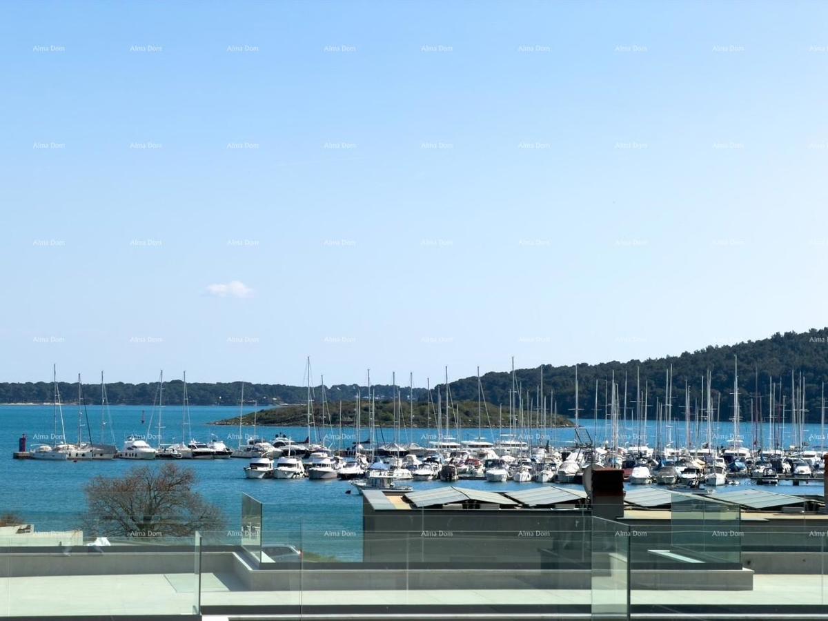 Nova moderna vila blizu morja!