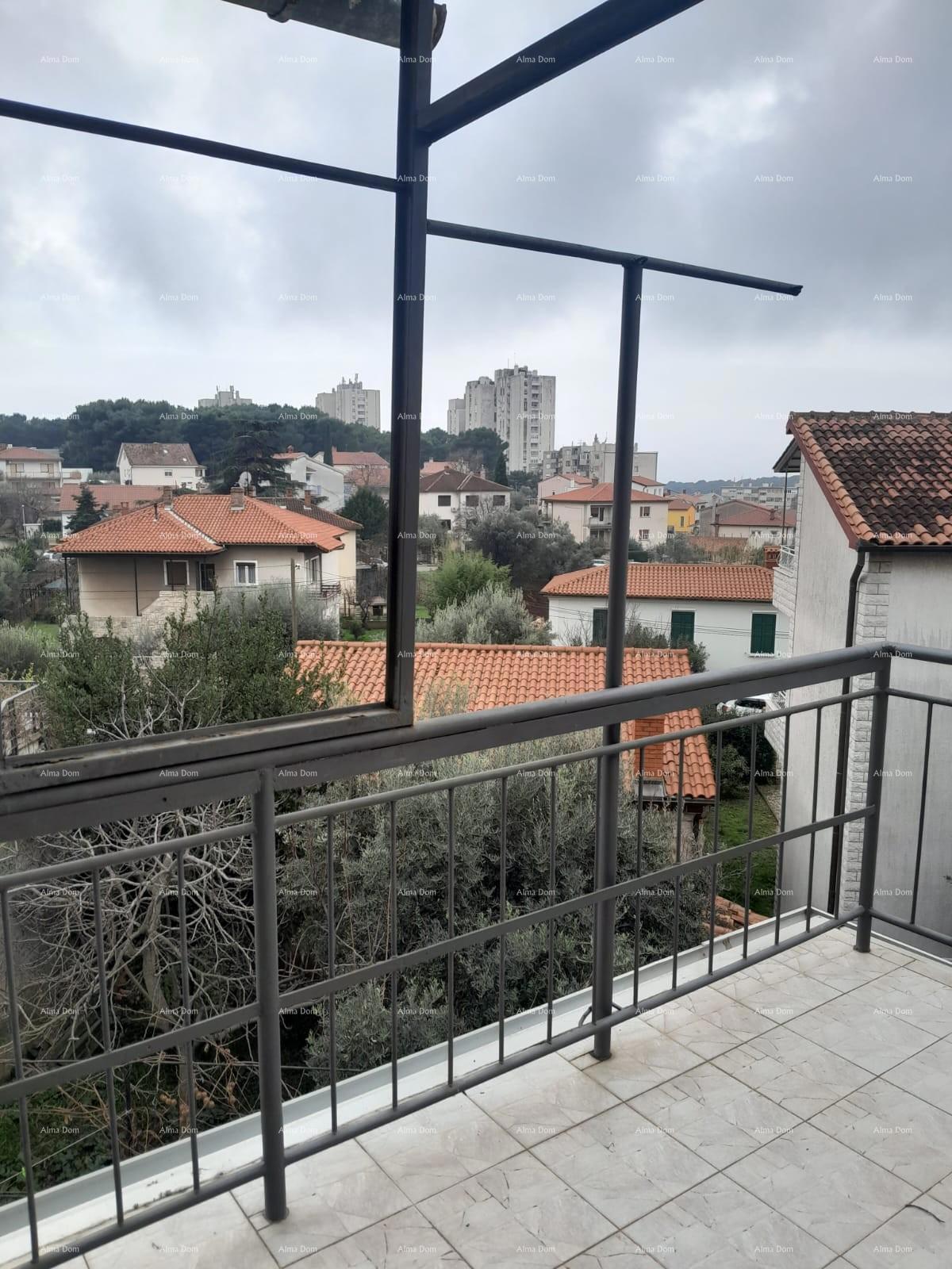 Prodaja – 1. nadstropje hiše z vrtom in parkiriščem