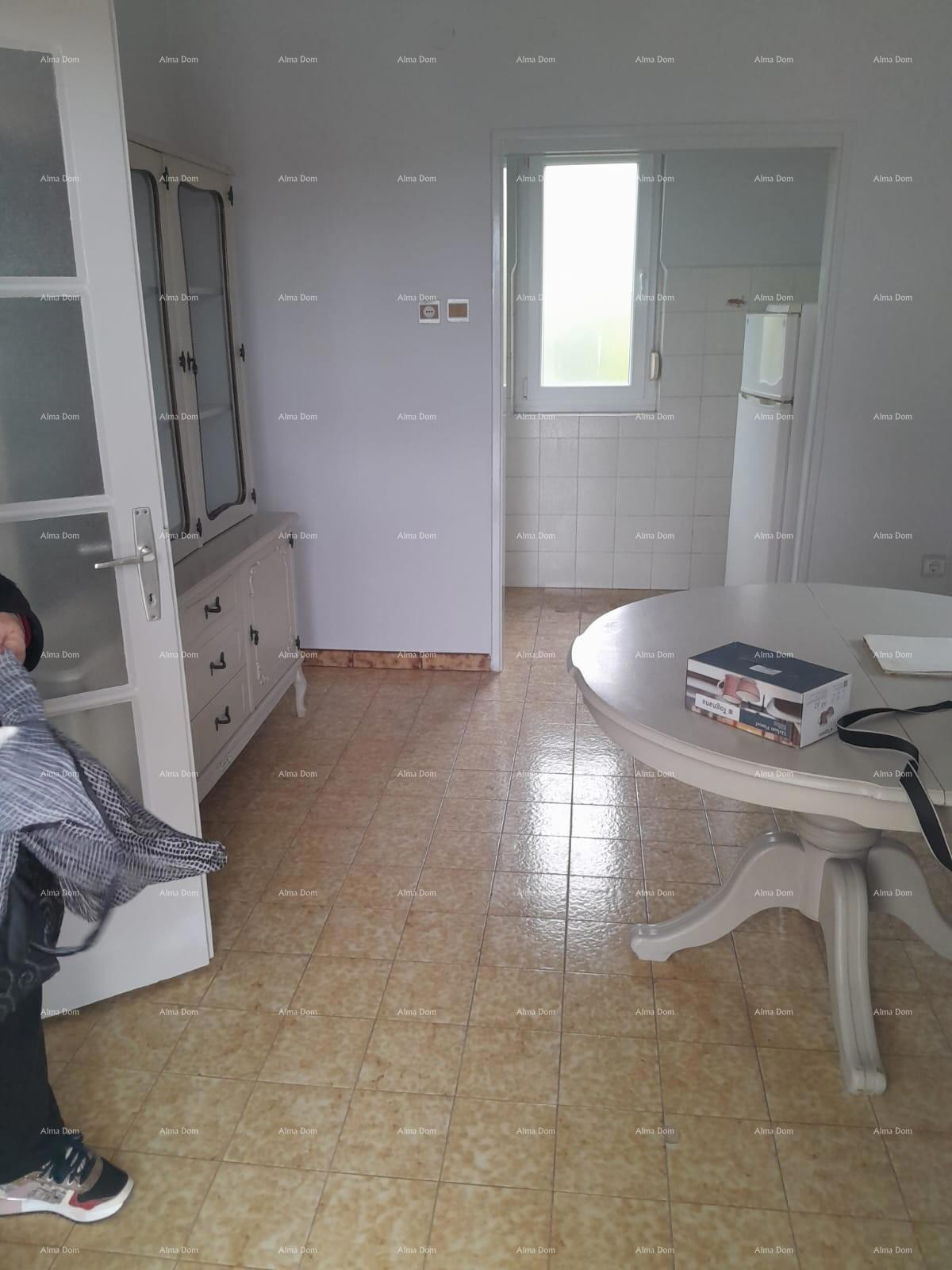 Prodaja – 1. nadstropje hiše z vrtom in parkiriščem