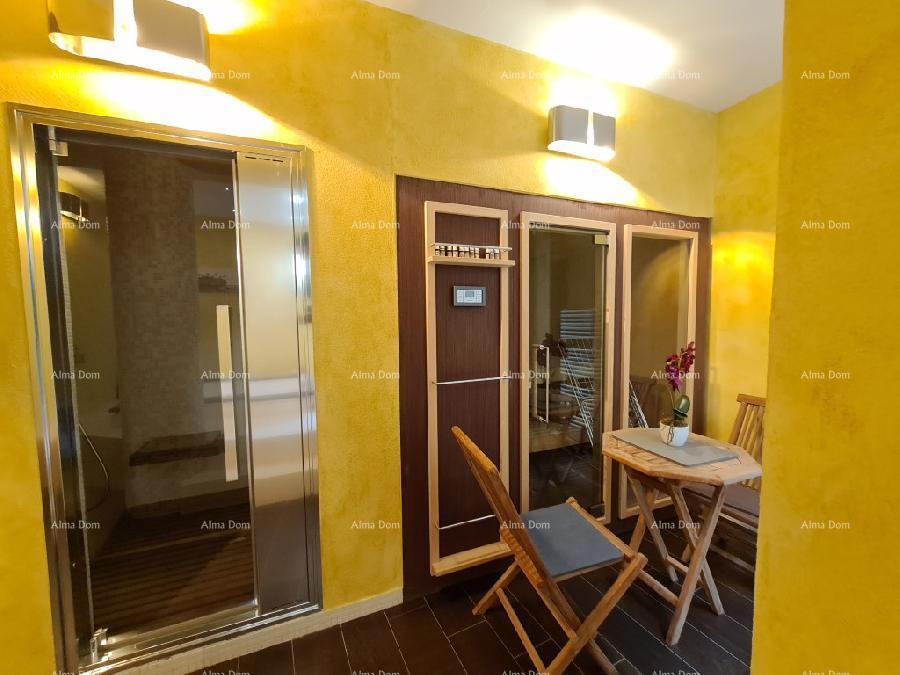 V centru Rovinja se nahaja moderna in udobna hiža.