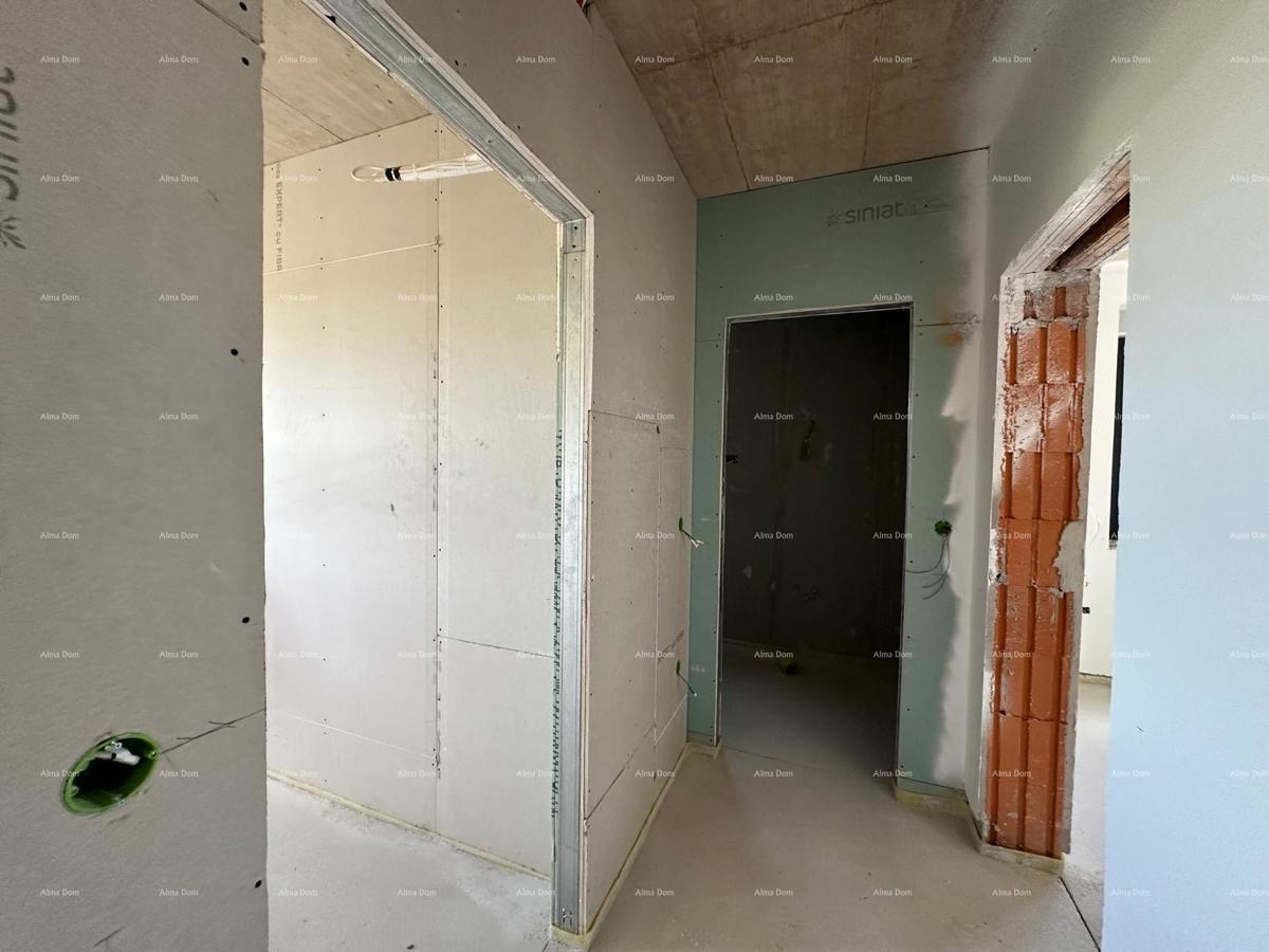 Prodaja stan/penthouse v novogradnji z veliko teraso, Štinjan!