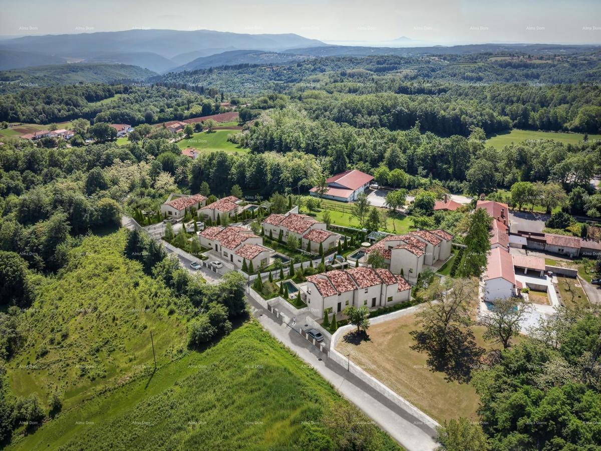 Novo! Prodaja velike parcele za gradnjo s projektom za stanovanjsko naselje, Barban!