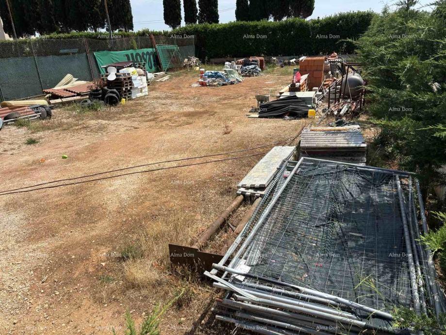 Gradbene parcele – 1.400 m², 500 m od morja, blizu Pule