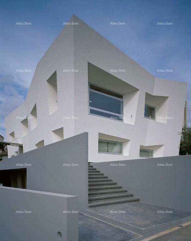 Pula/Veruda! Samostojna hiša na odlični lokaciji!