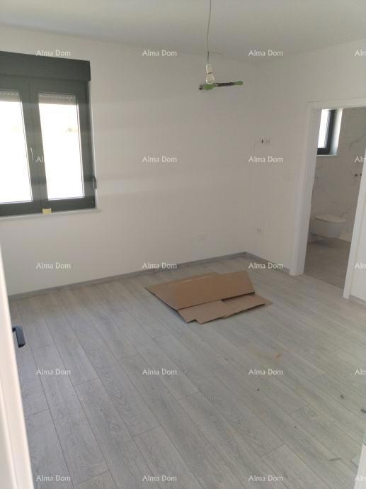 Marčana, hiša 125 m² s bazenom