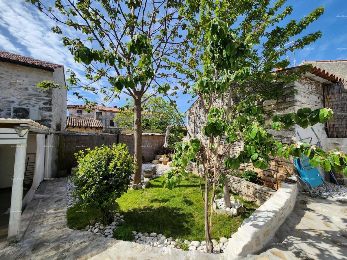 Pula, Galižana. Prenovljeni,