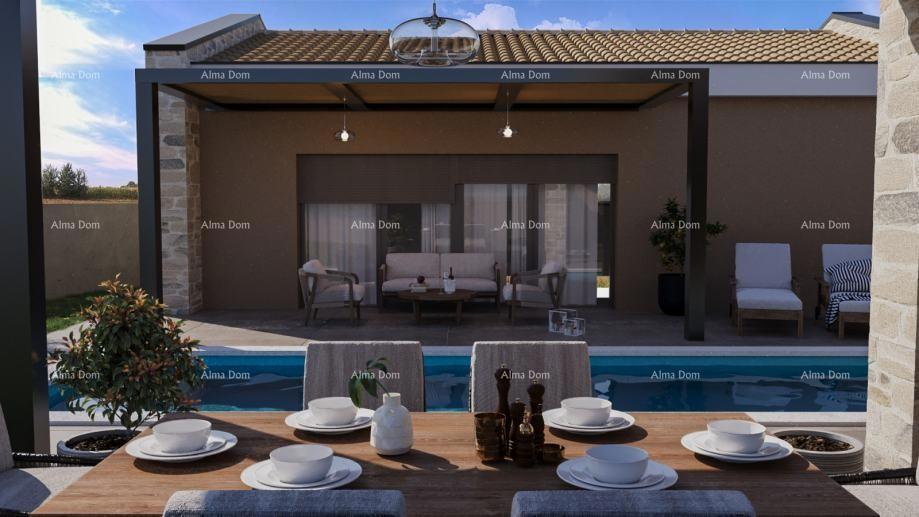 Građevinsko zemljišče s dovoljenjem in projektom vile z bazenom – 760 m²