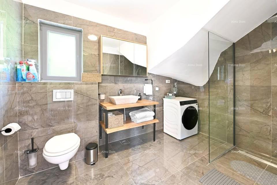 PRODAJA VILE S BAZENOM – UMAG