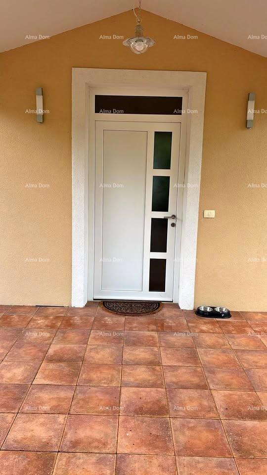 PRODAJA VILE S BAZENOM – UMAG