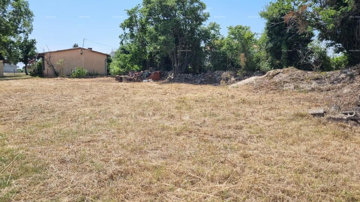 MARČANA, COKUNI gradbena 485 m2.