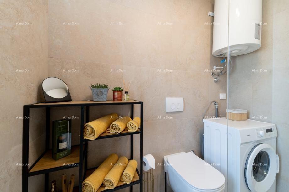 Moderan stan s pogledom na more – Novigrad