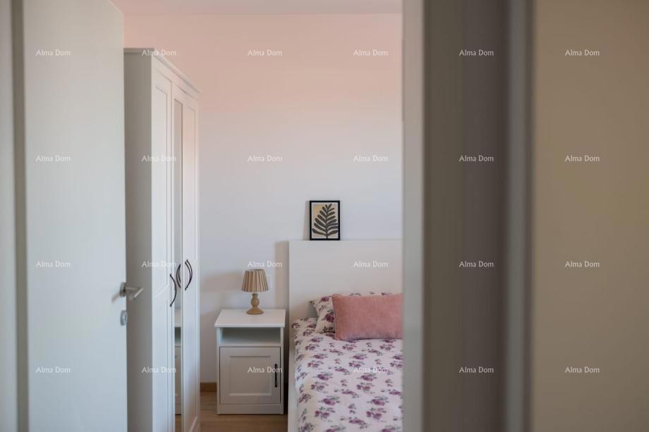 Moderan stan s pogledom na more – Novigrad