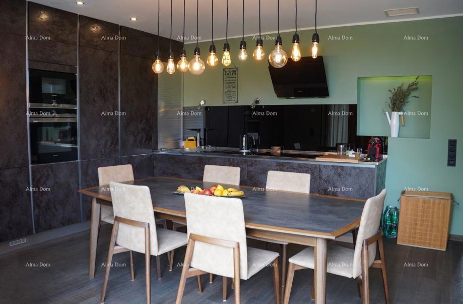 Rovinj, Prodaja stan 120 m² v hiši, 100 m od morja