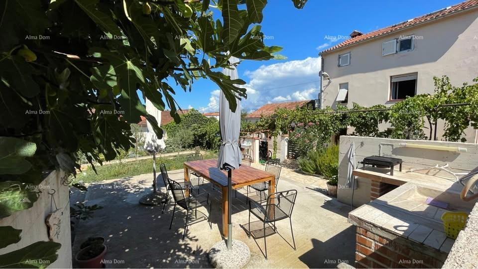 Istraška kamena kuća s pogledom na more – Medulin, Vinkuran