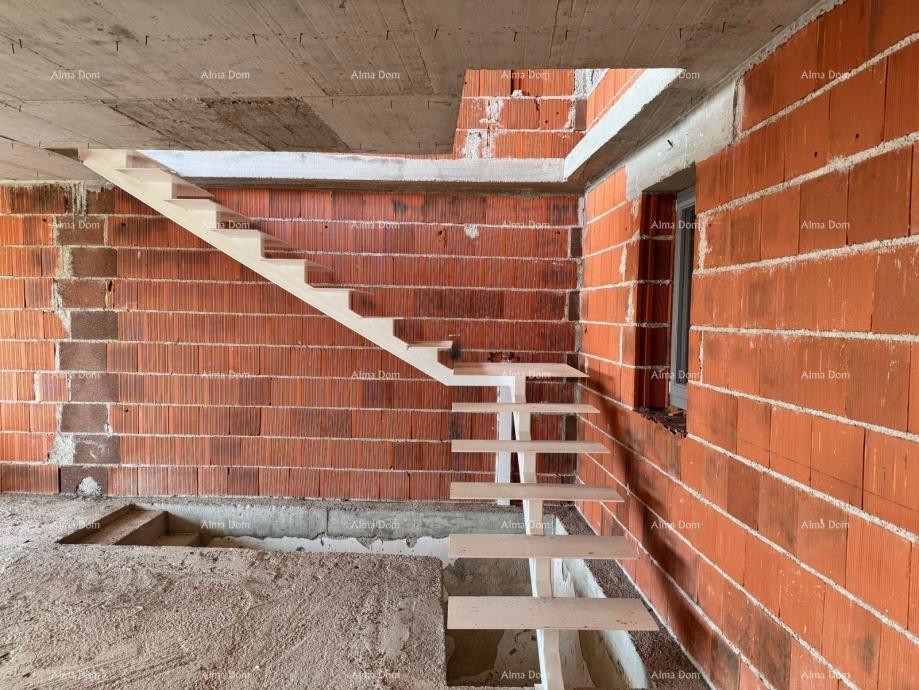 Na prodaju hiša v rohbau fazi s panoramskim pogledom – Galižana, Istra