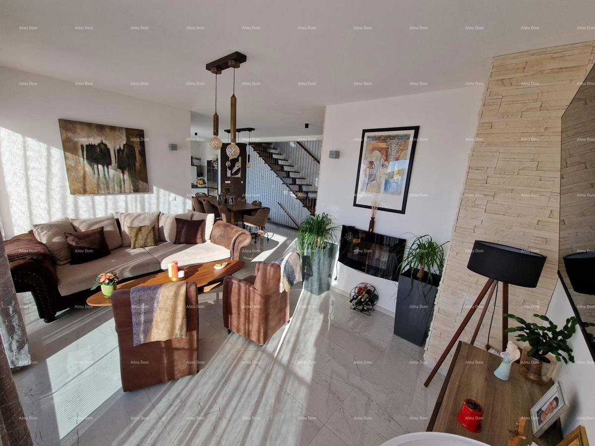 Prodaja luksuzne vile v Medulinu – 100 m od morja