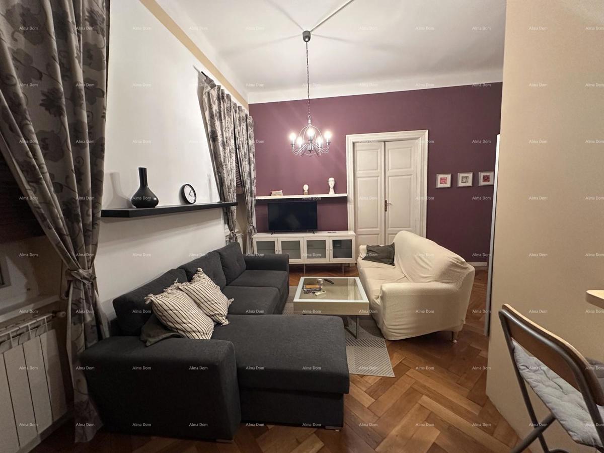 Pula – stan s 3 apartmanske enote!