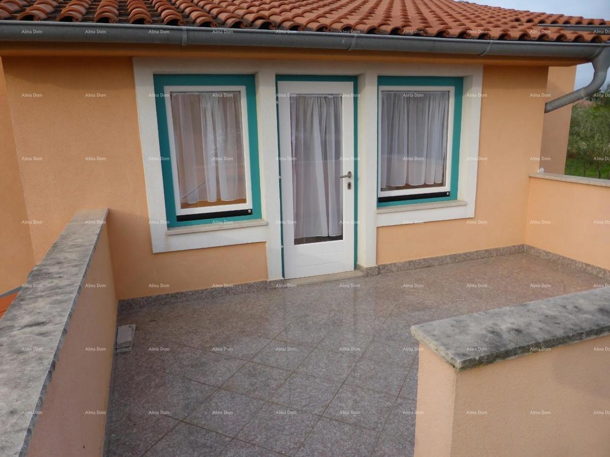 Prodaje se vila, Marčana.