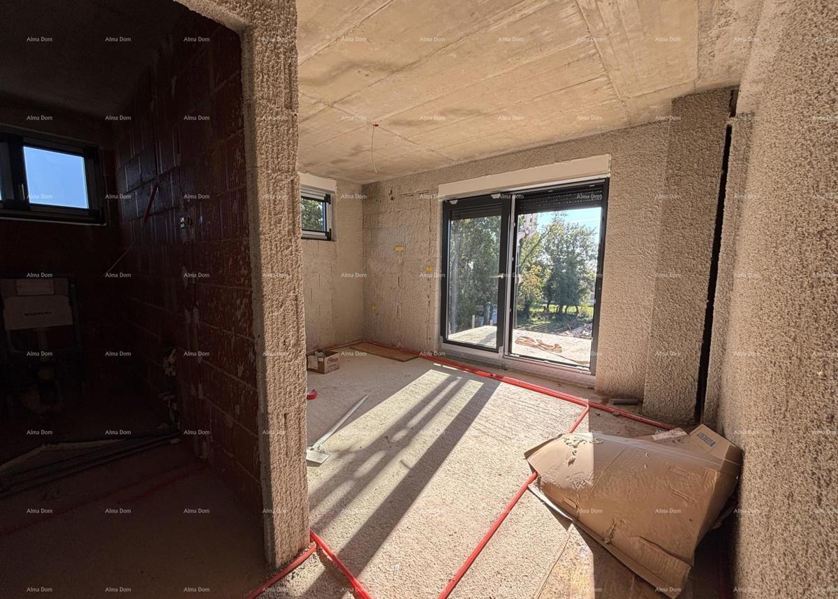 GALIŽANA - Moderna hiša naprodaj z bazenom in pogledom na morje