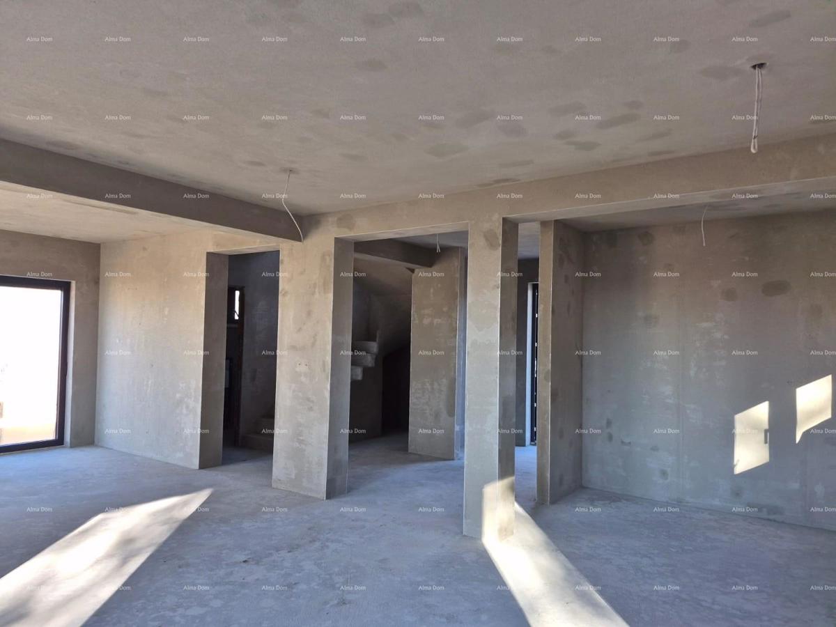 GALIŽANA - Moderna hiša naprodaj z bazenom in pogledom na morje