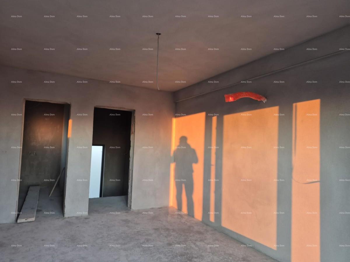 GALIŽANA - Moderna hiša naprodaj z bazenom in pogledom na morje