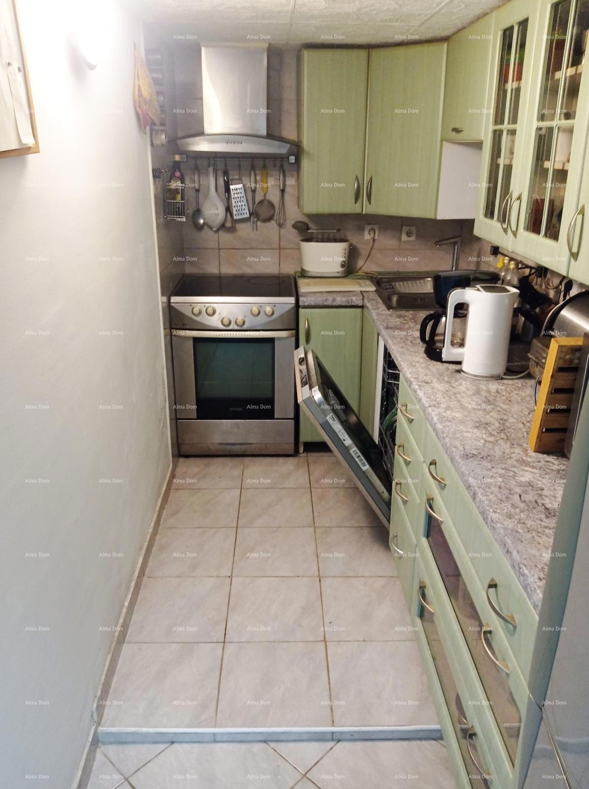 Vodnjan – Kamnita hiša 85 m² v starem jedru