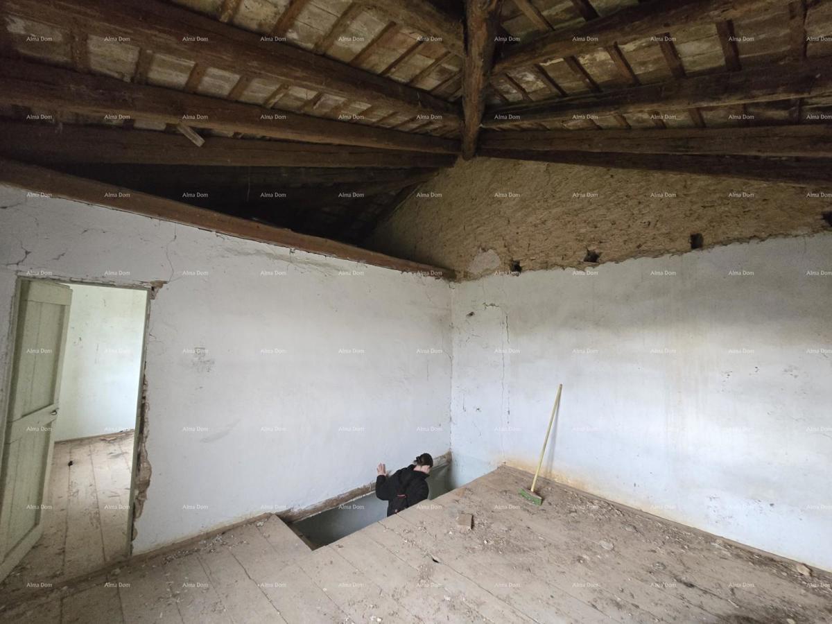 Galižana – kamena hiša z gradbenim zemljiščem in šterno