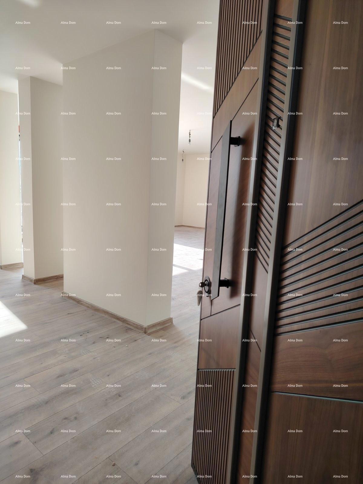 Poreč, Veli Maj, PENTHOUSE S PANORAMSKIM POGLEDOM NA MORJE