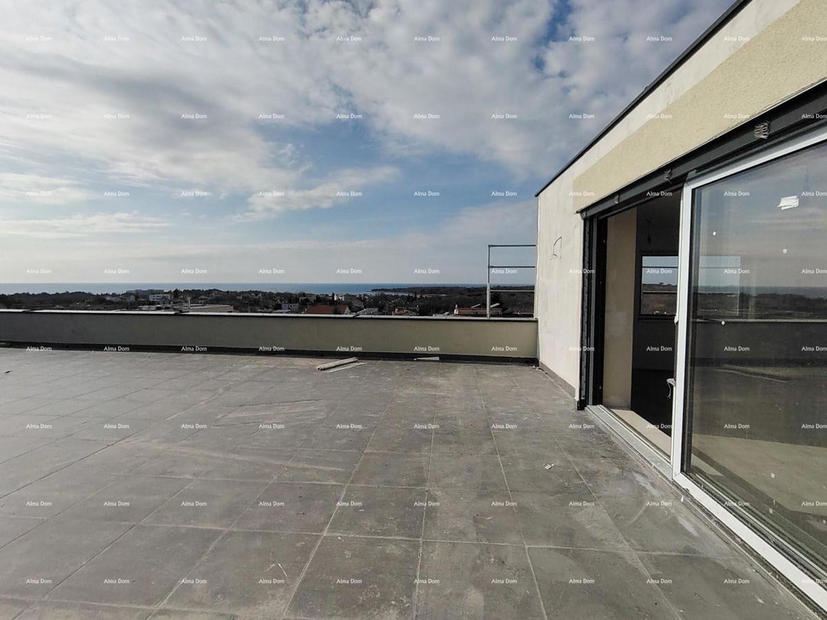 Poreč, Veli Maj, PENTHOUSE S PANORAMSKIM POGLEDOM NA MORJE